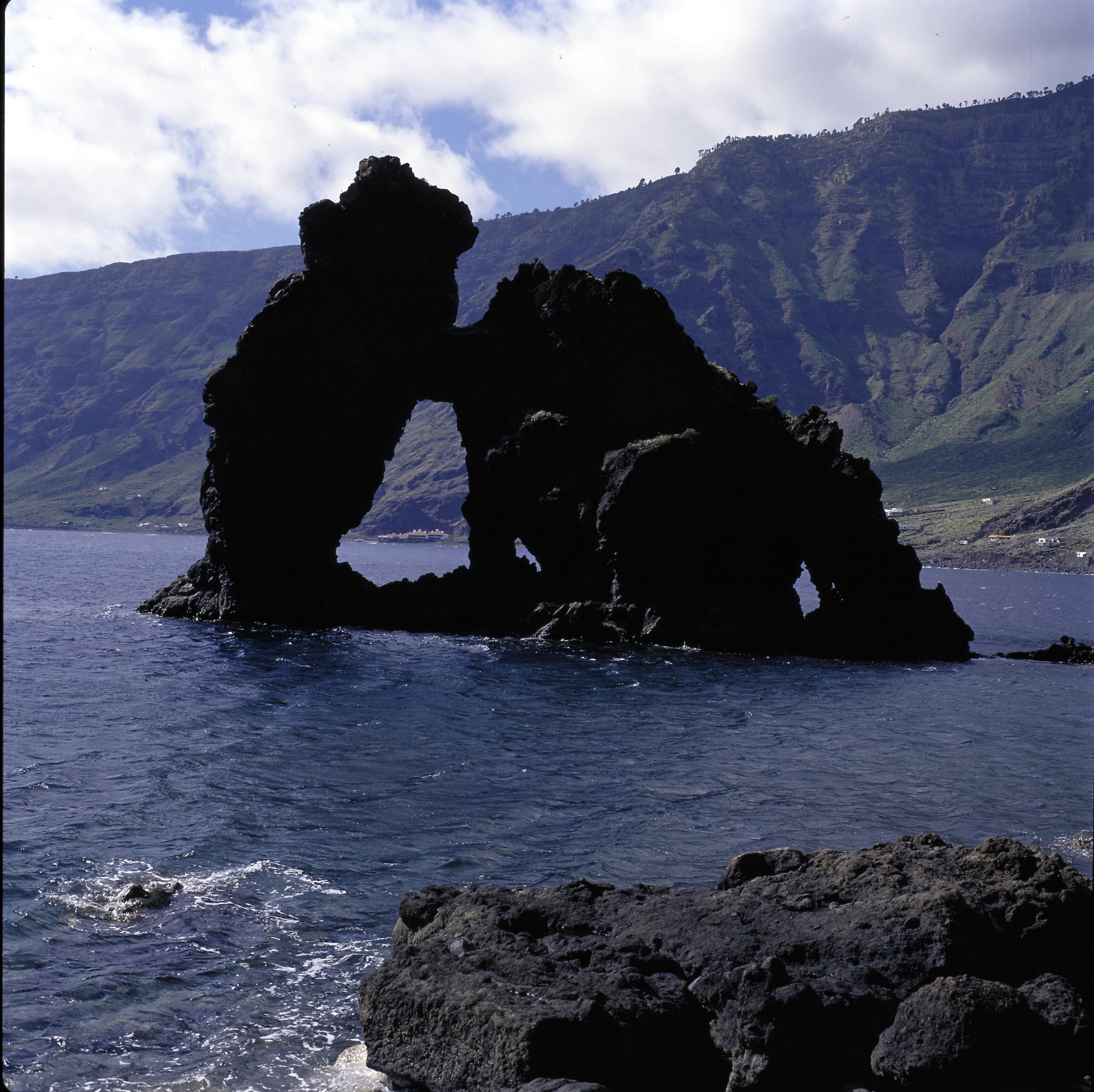 Готель Parador De El Hierro Las Casas  Екстер'єр фото