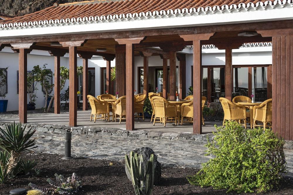 Готель Parador De El Hierro Las Casas  Екстер'єр фото