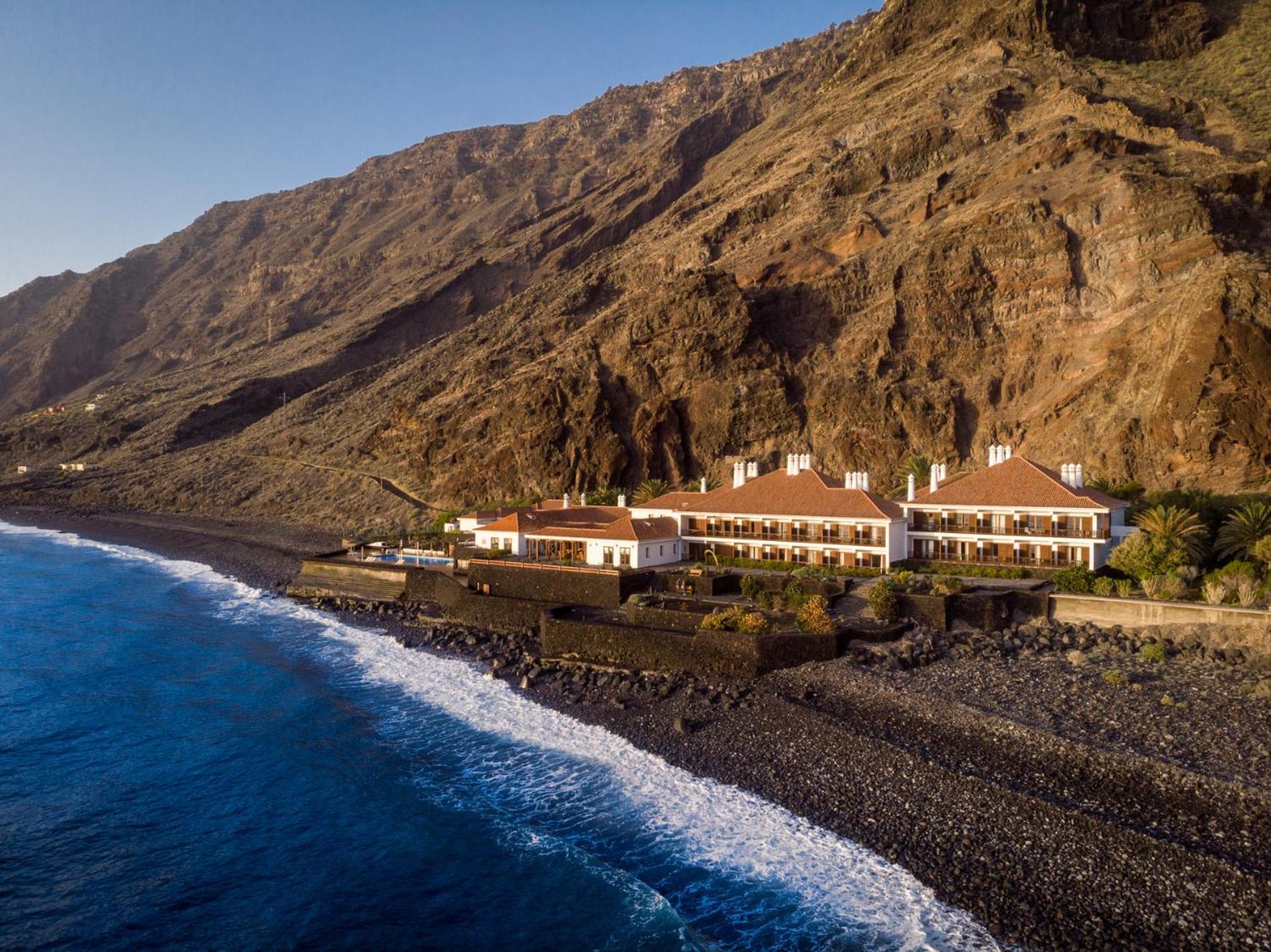 Готель Parador De El Hierro Las Casas  Екстер'єр фото